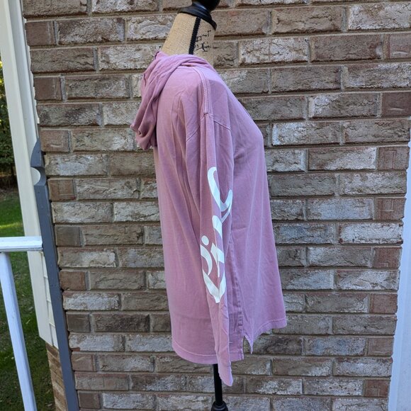 ⭐ Victoria's Secret PINK hooded light-weight tee top XS - Picture 2 of 14